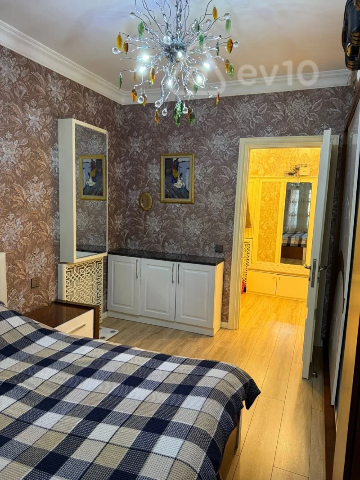 Kirayə verilir 3 otaqlı köhnə tikili 77 m²