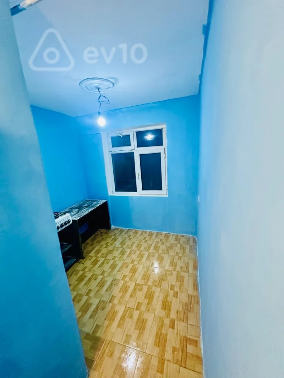 Kirayə verilir 1 otaqlı köhnə tikili 40 m²