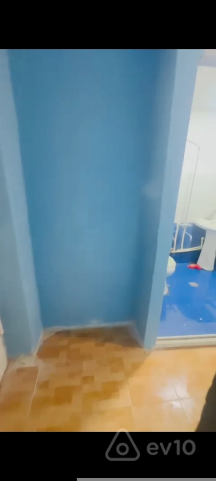 Kirayə verilir 1 otaqlı köhnə tikili 40 m²