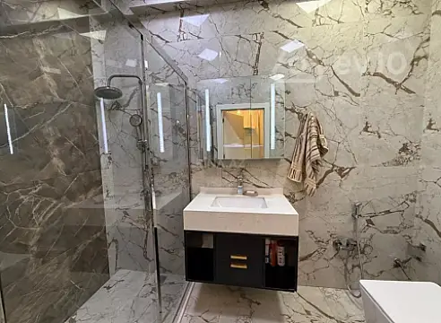 Satılır 2 otaqlı yeni tikili 69 m²