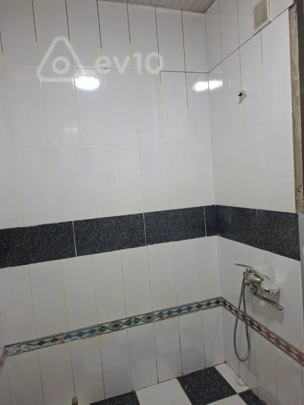 Kirayə verilir 3 otaqlı yeni tikili 110 m²