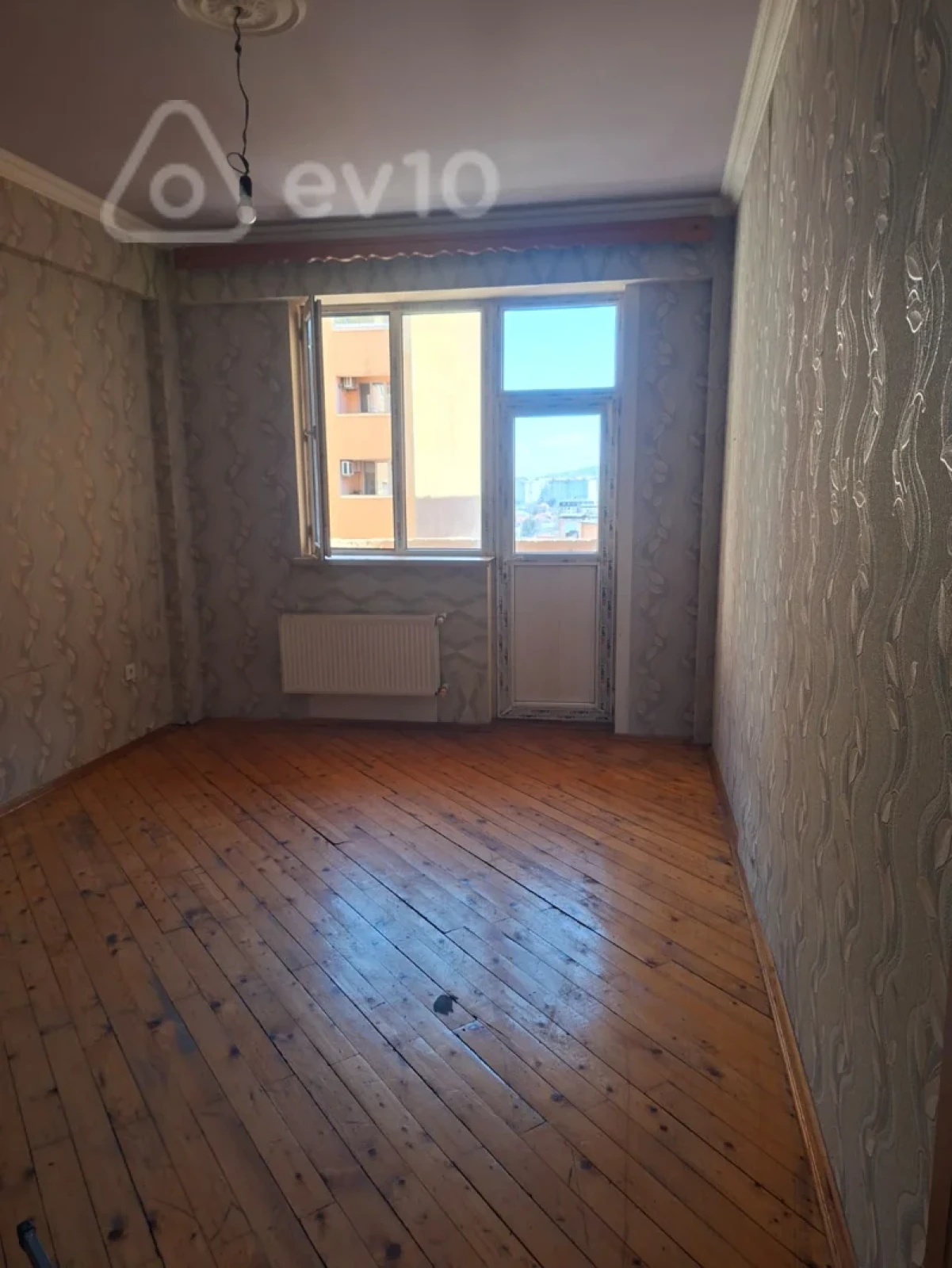 Kirayə verilir 3 otaqlı yeni tikili 110 m²