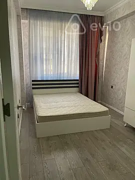 Kirayə verilir 2 otaqlı yeni tikili 75 m²