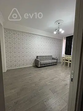 Kirayə verilir 2 otaqlı yeni tikili 75 m²