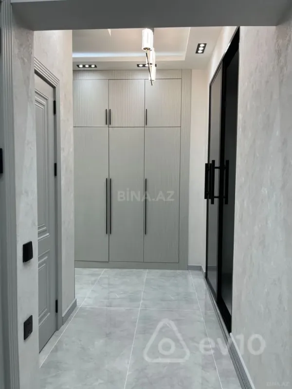 Kirayə verilir 2 otaqlı yeni tikili 65 m²