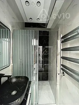 Kirayə verilir 2 otaqlı yeni tikili 65 m²