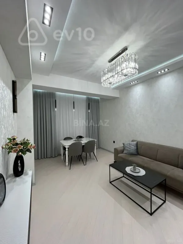 Kirayə verilir 2 otaqlı yeni tikili 65 m²
