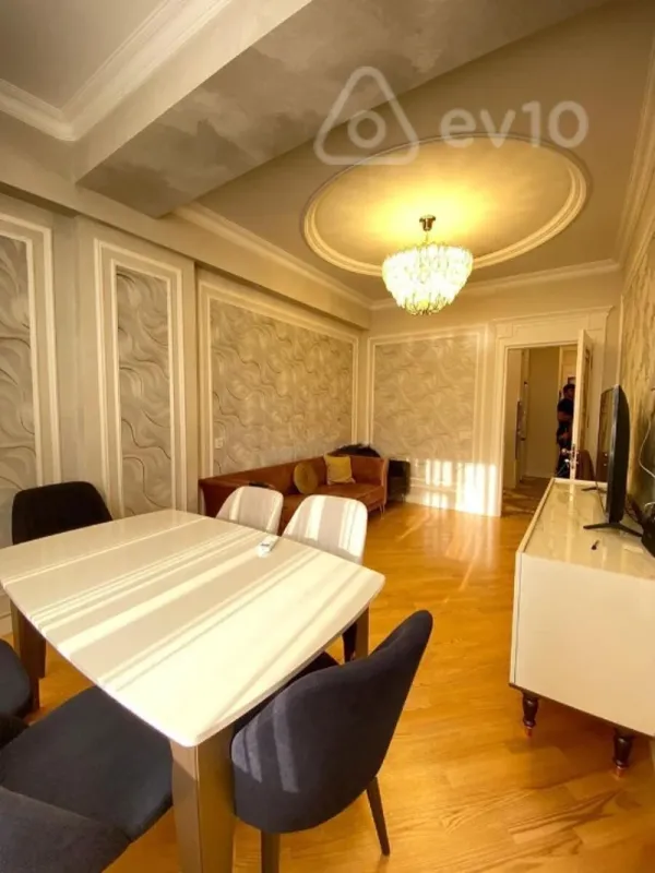 Kirayə verilir 2 otaqlı yeni tikili 50 m²