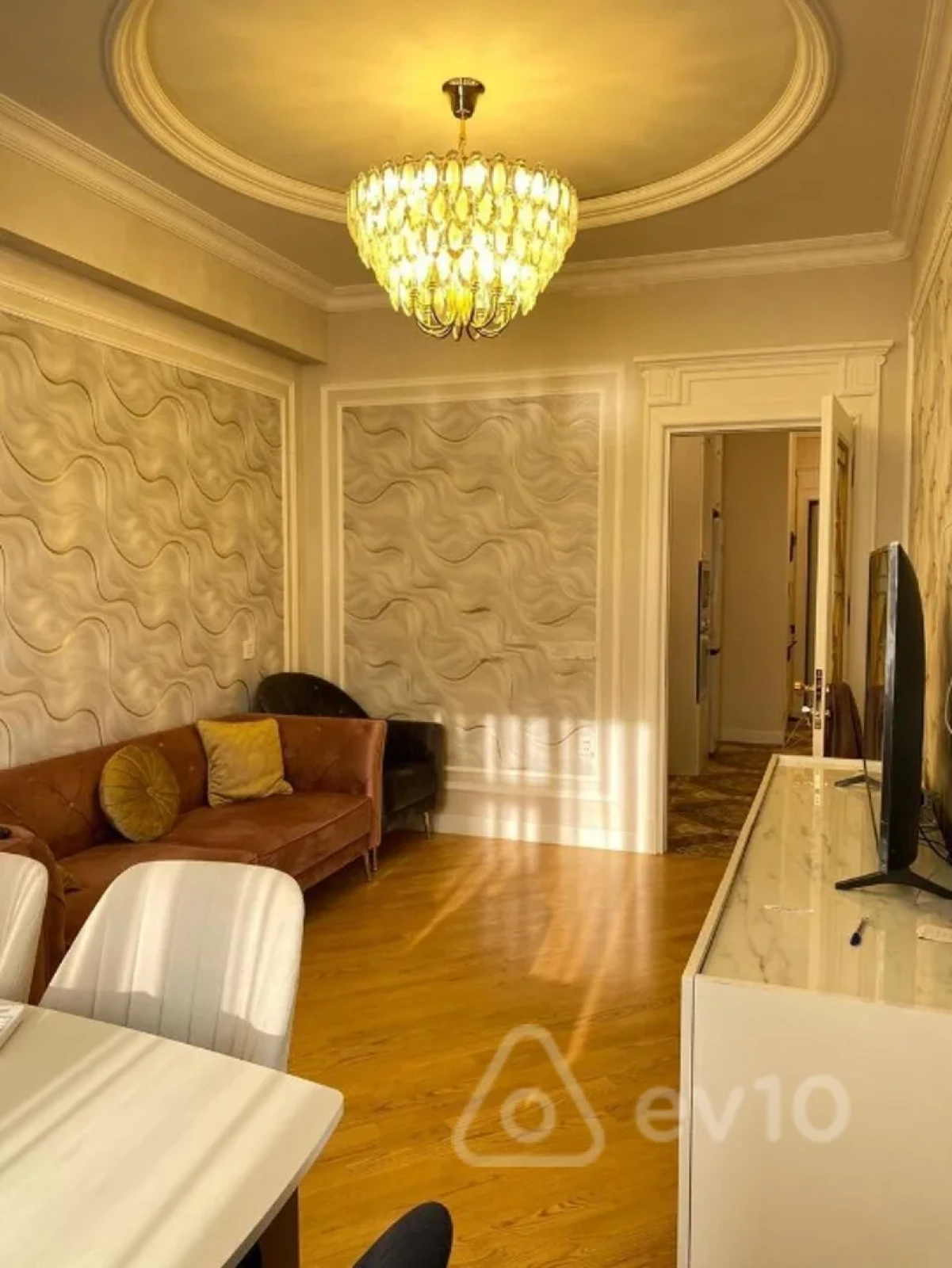 Kirayə verilir 2 otaqlı yeni tikili 50 m²