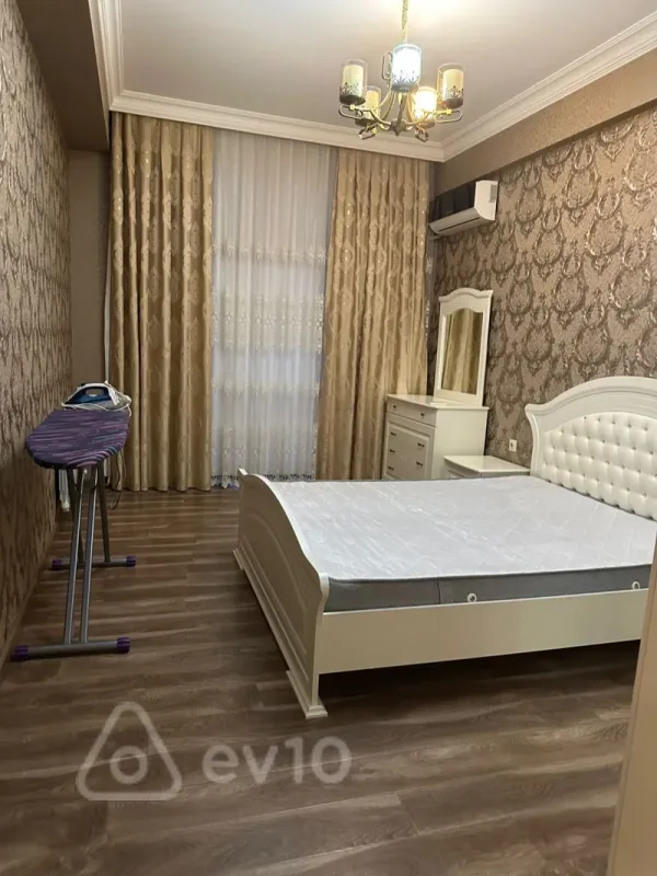 Kirayə verilir 2 otaqlı yeni tikili 62 m²