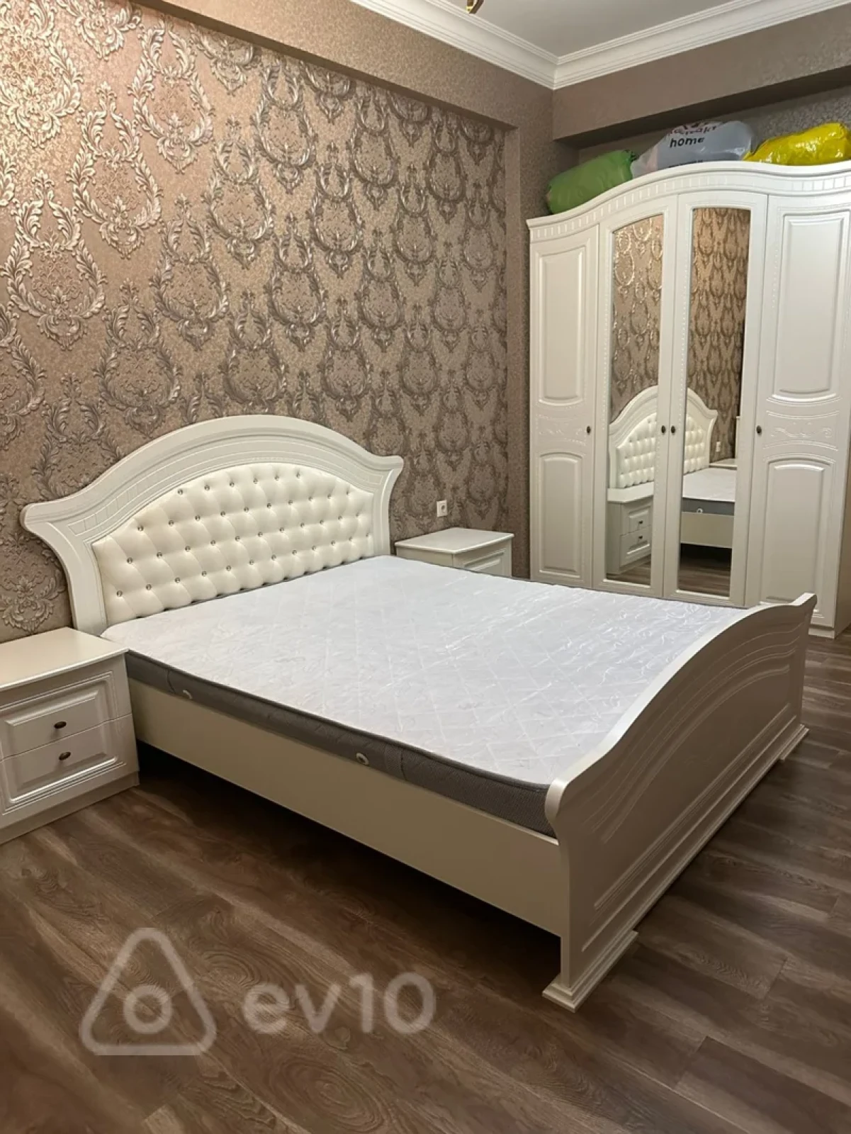 Kirayə verilir 2 otaqlı yeni tikili 62 m²