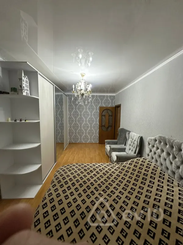 Satılır 2 otaqlı köhnə tikili 60 m²