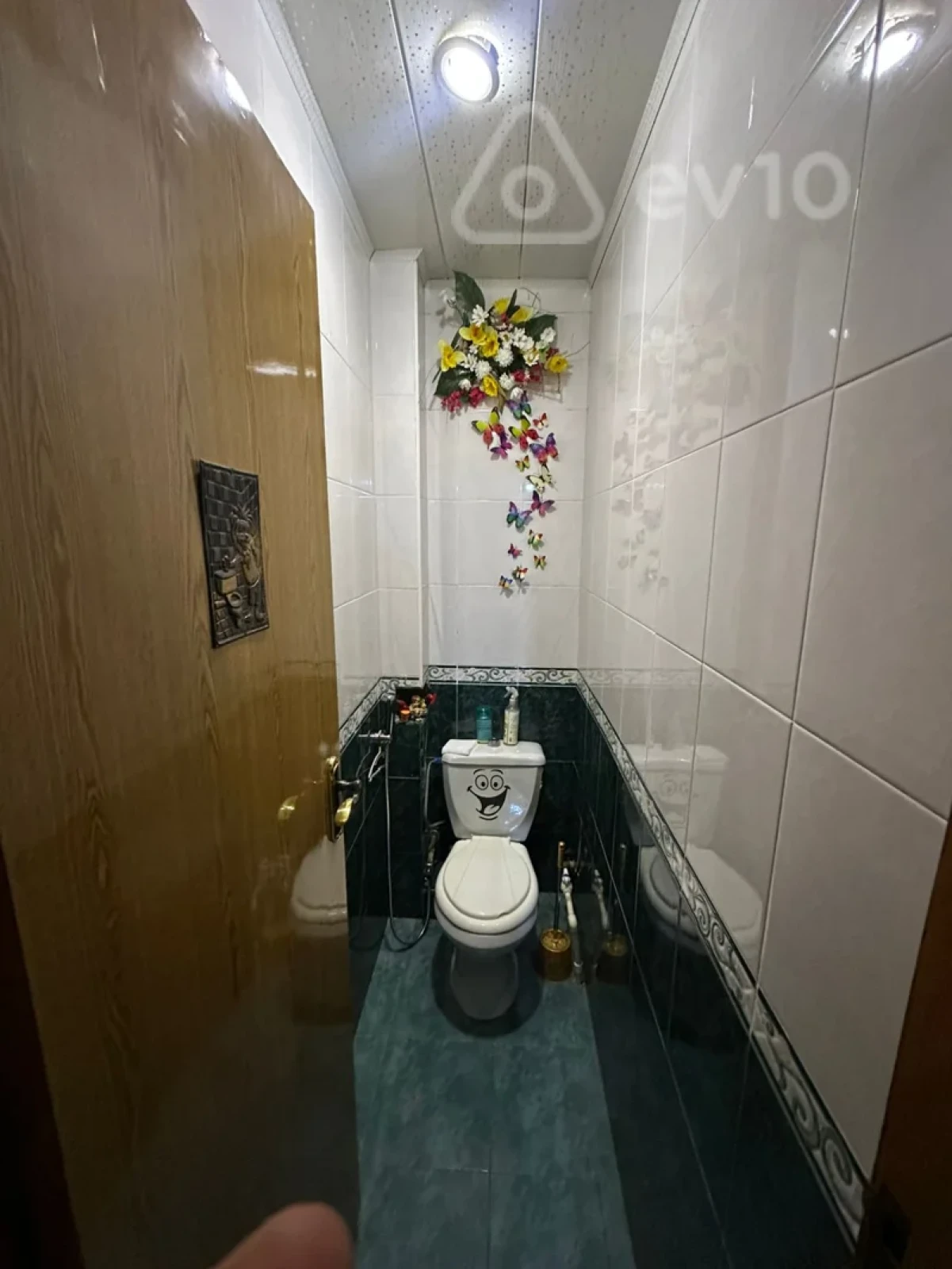 Satılır 2 otaqlı köhnə tikili 60 m²