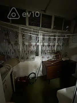 Satılır 2 otaqlı köhnə tikili 60 m²