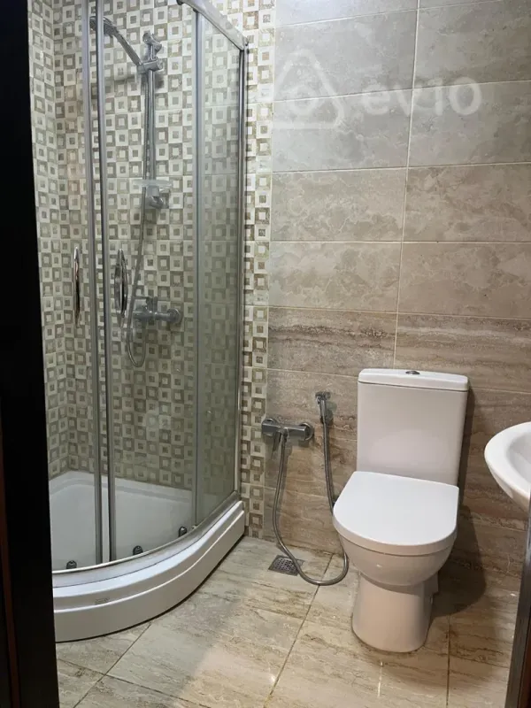 Kirayə verilir 2 otaqlı yeni tikili 48 m²