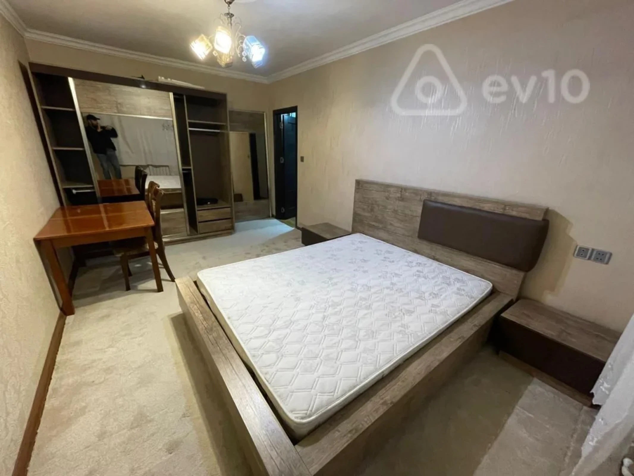 Kirayə verilir 1 otaqlı köhnə tikili 40 m²