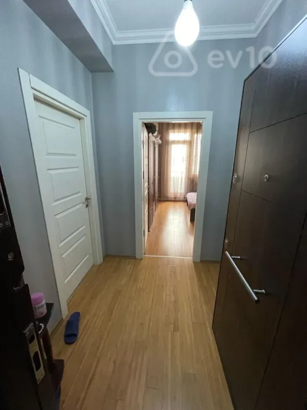 Kirayə verilir 2 otaqlı yeni tikili 51 m²