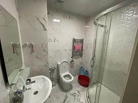 Kirayə verilir 2 otaqlı yeni tikili 51 m²
