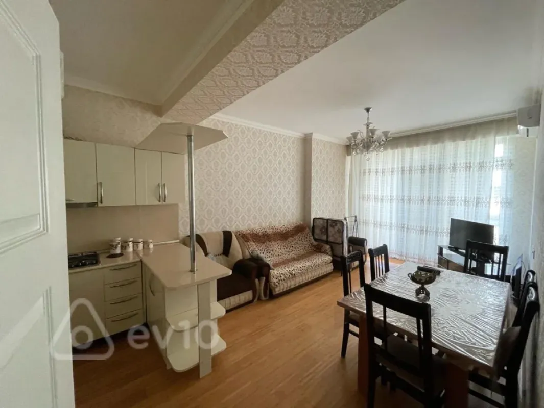 Kirayə verilir 2 otaqlı yeni tikili 51 m²