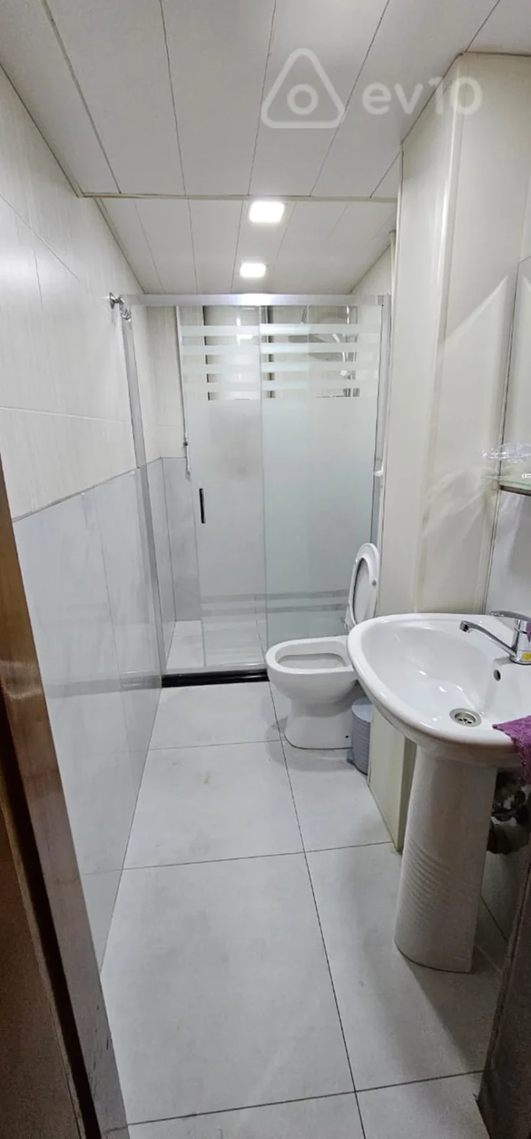 Kirayə verilir 3 otaqlı köhnə tikili 70 m²