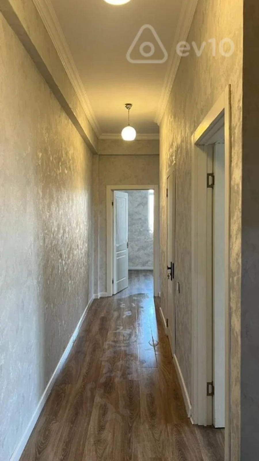 Satılır 2 otaqlı yeni tikili 65 m²