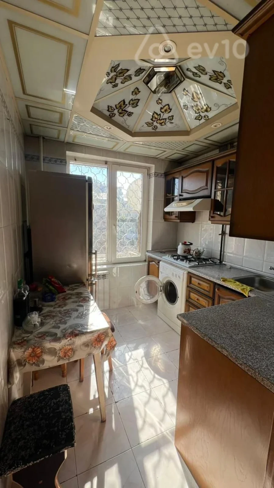 Kirayə verilir 2 otaqlı köhnə tikili 60 m²