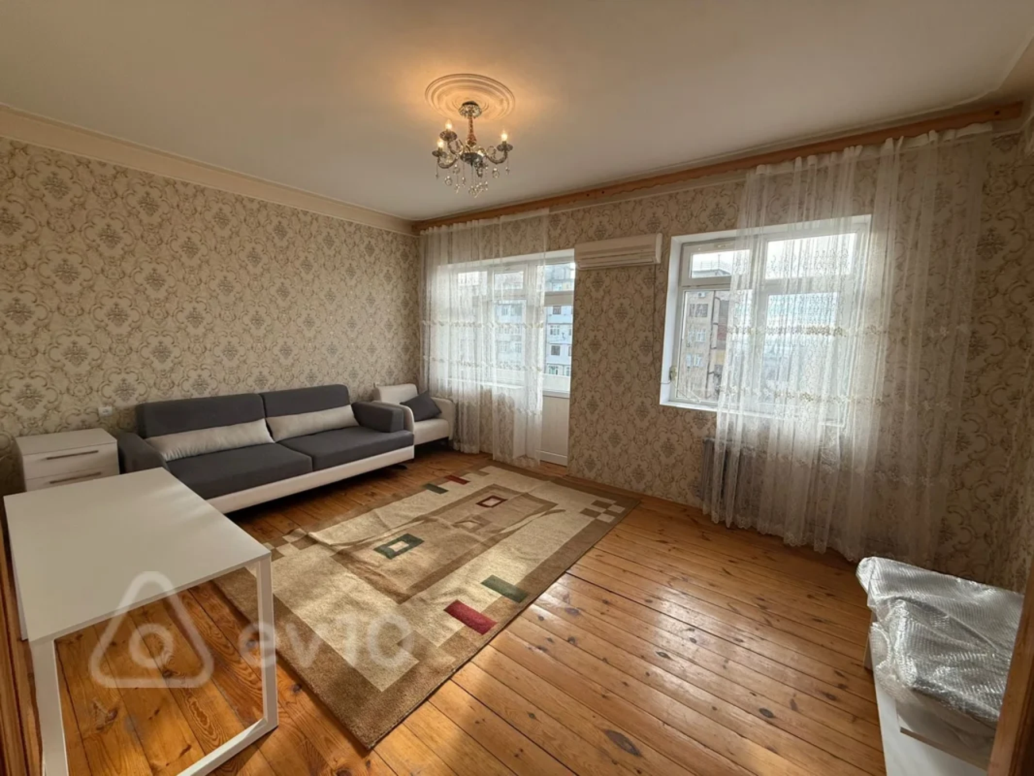 Kirayə verilir 3 otaqlı yeni tikili 90 m²