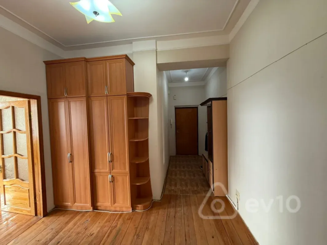 Kirayə verilir 3 otaqlı yeni tikili 90 m²