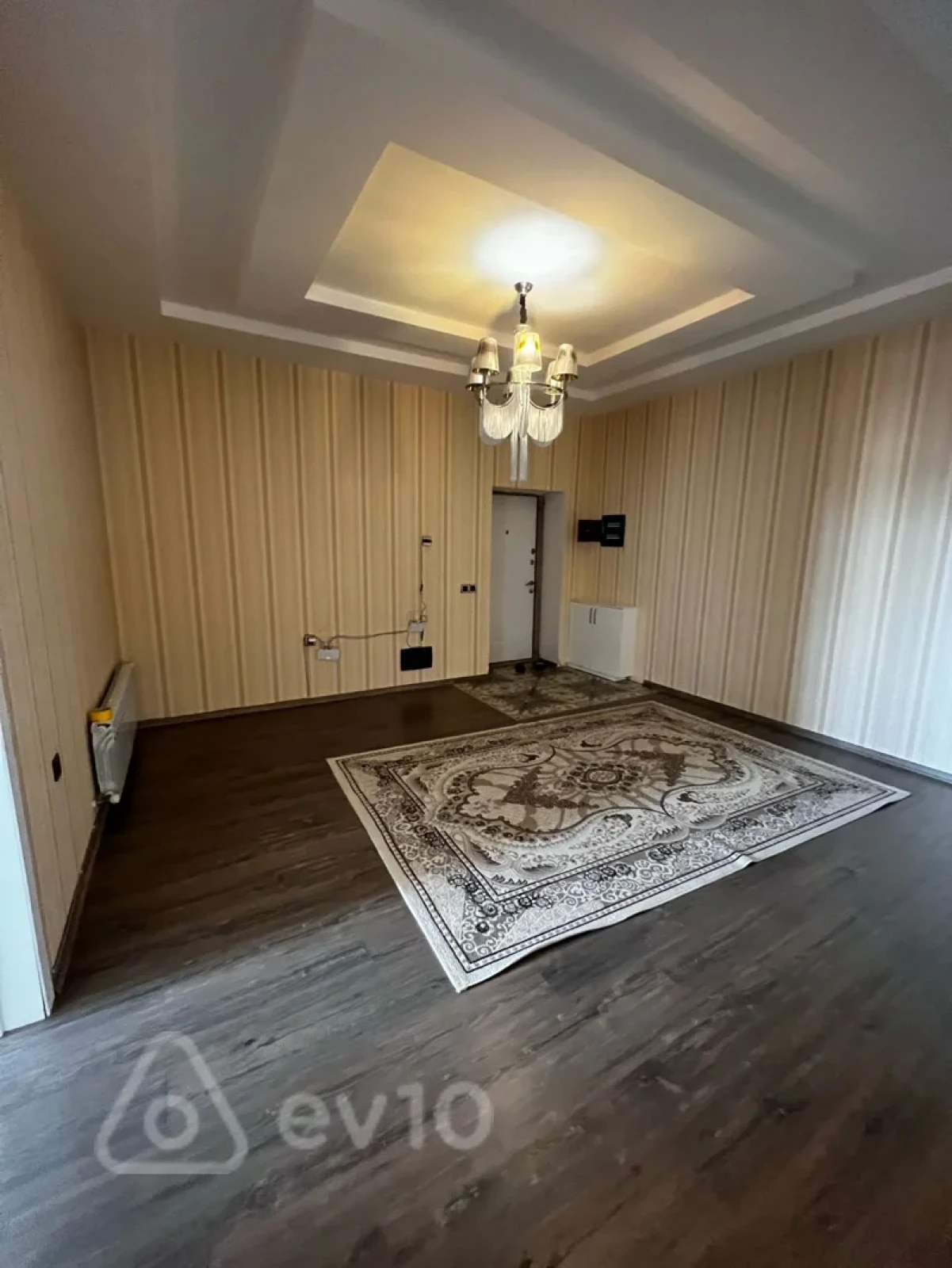 Satılır 3 otaqlı yeni tikili 146 m²