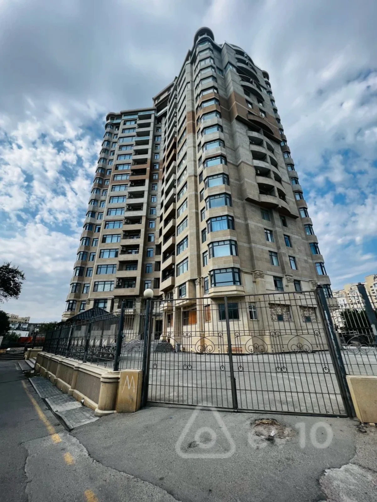 Satılır 3 otaqlı yeni tikili 146 m²