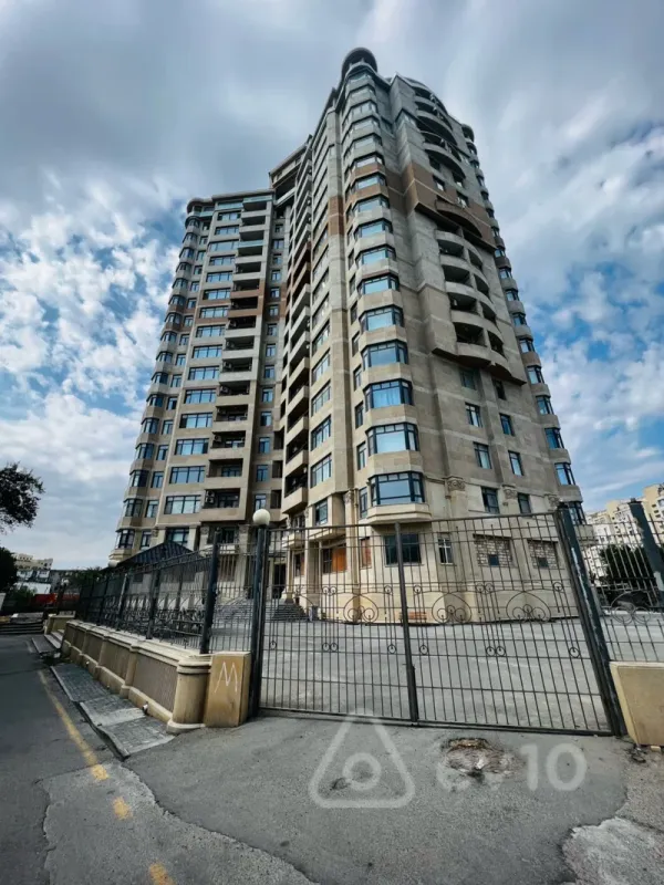 Satılır 3 otaqlı yeni tikili 146 m²