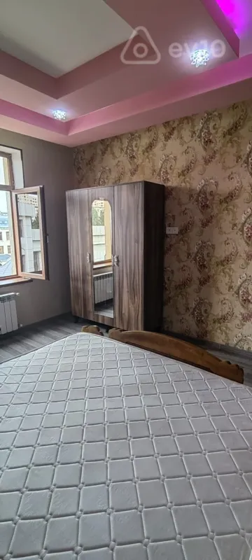 Kirayə verilir 2 otaqlı yeni tikili 60 m²