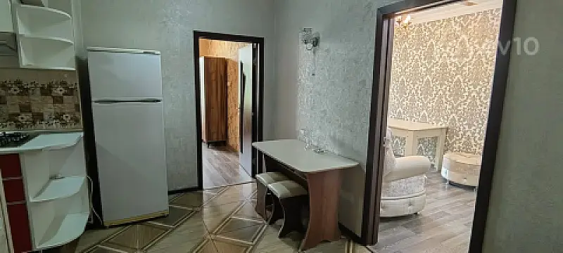 Kirayə verilir 2 otaqlı yeni tikili 60 m²
