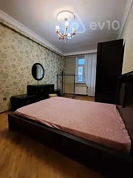 Satılır 3 otaqlı yeni tikili 130 m²