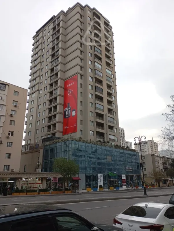 Satılır 3 otaqlı yeni tikili 138 m²