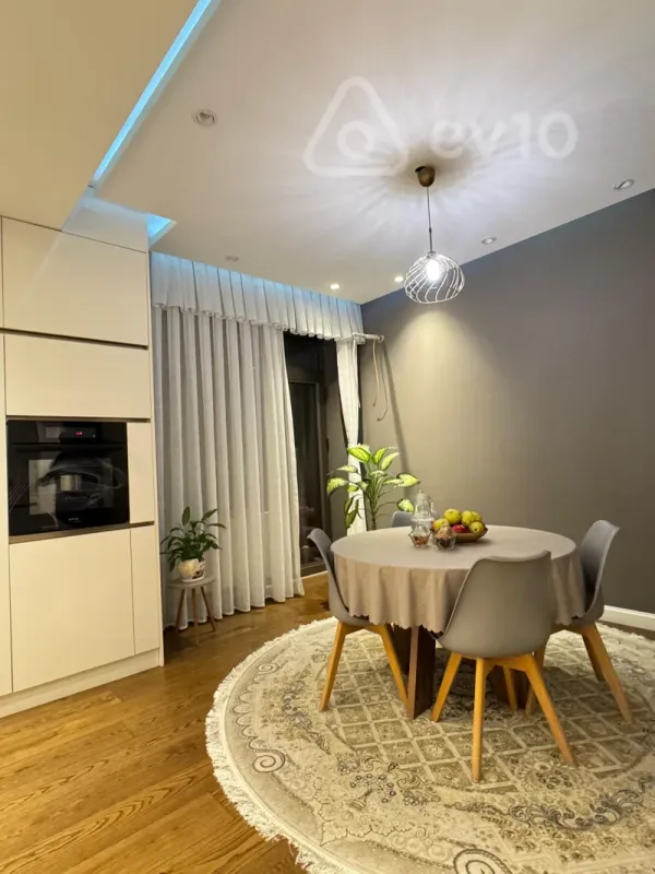 Satılır 3 otaqlı yeni tikili 138 m²