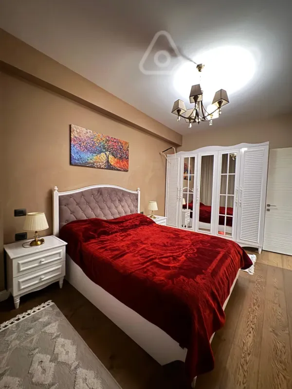 Satılır 3 otaqlı yeni tikili 138 m²