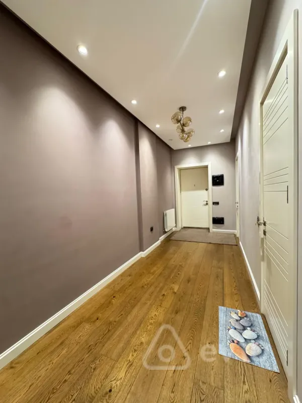 Satılır 3 otaqlı yeni tikili 138 m²