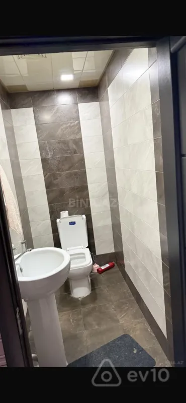 Kirayə verilir 2 otaqlı yeni tikili 90 m²