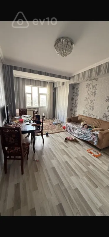 Kirayə verilir 2 otaqlı yeni tikili 90 m²