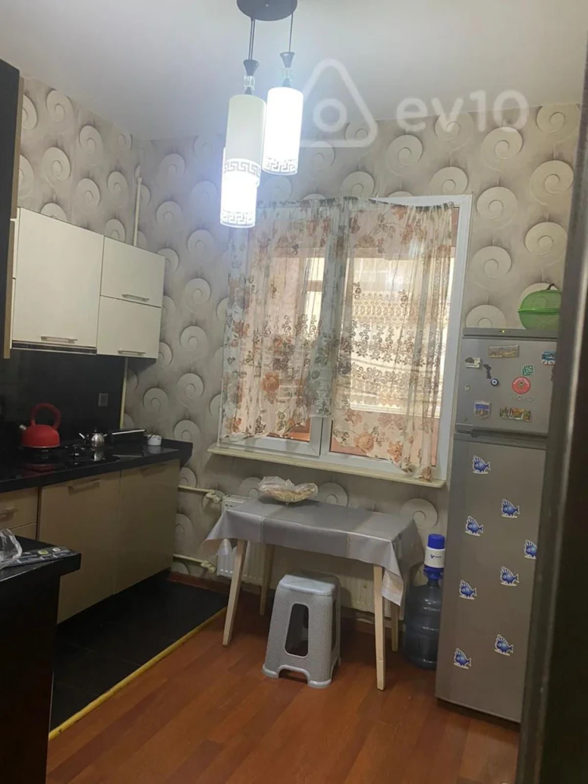 Kirayə verilir 3 otaqlı yeni tikili 100 m²