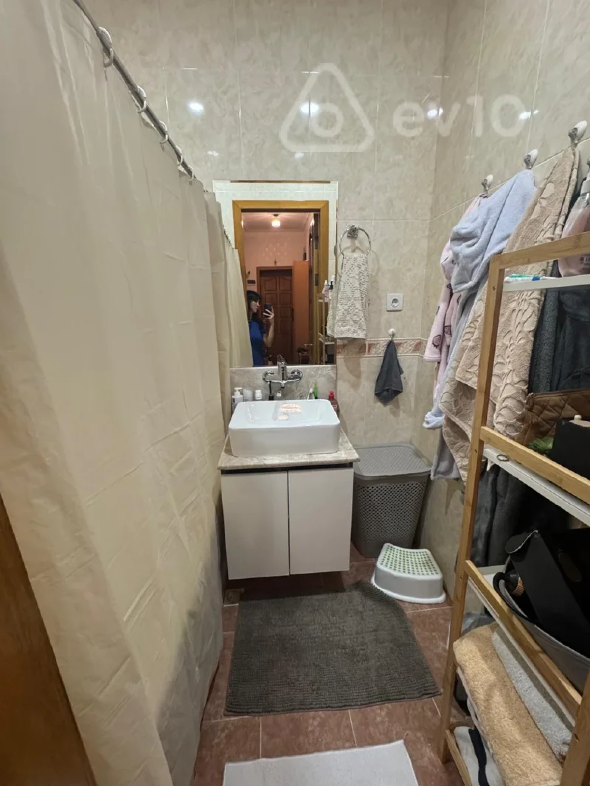 Satılır 3 otaqlı köhnə tikili 90 m²