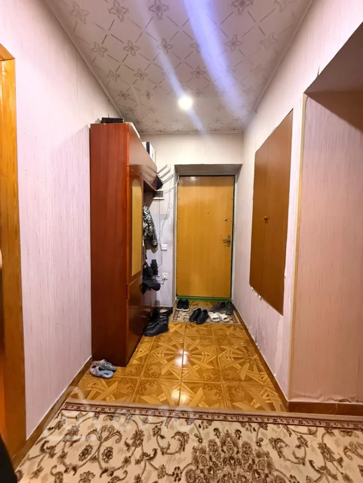 Satılır 4 otaqlı köhnə tikili 120 m²