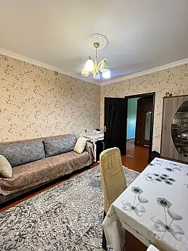 Satılır 3 otaqlı köhnə tikili 85 m²