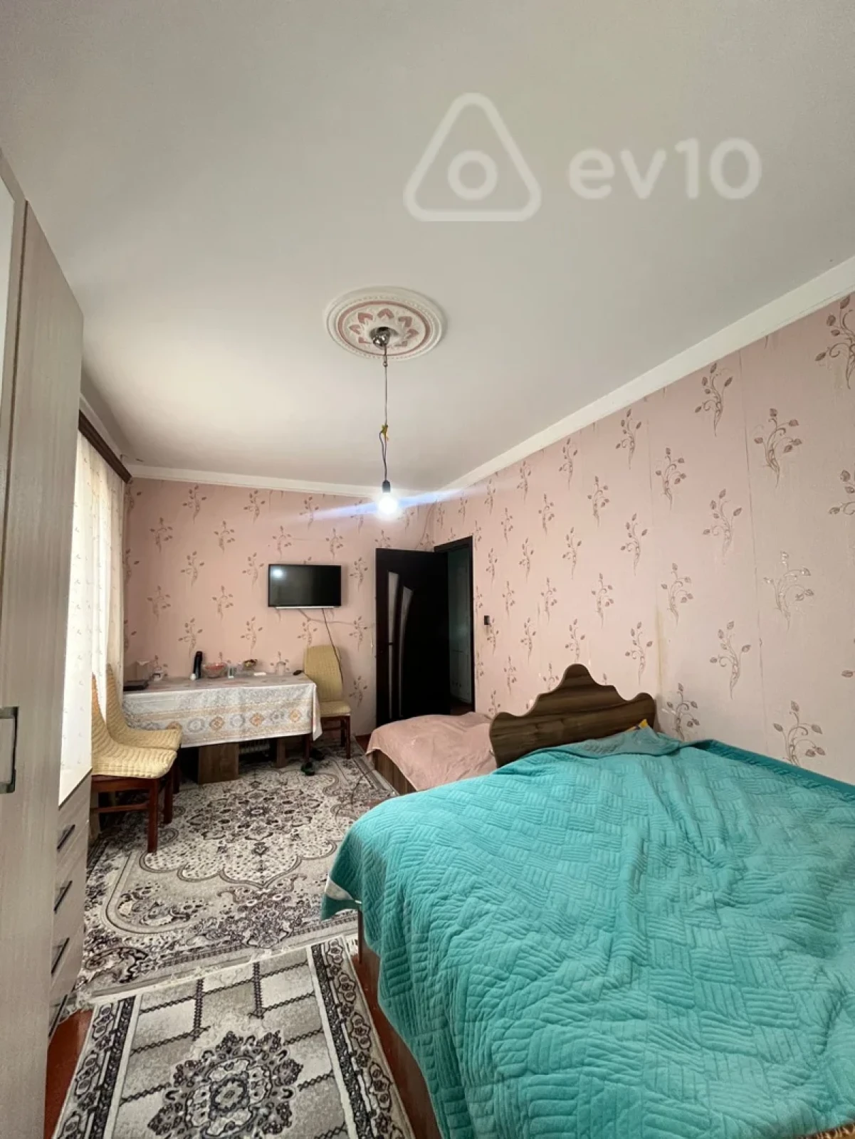 Satılır 3 otaqlı köhnə tikili 85 m²