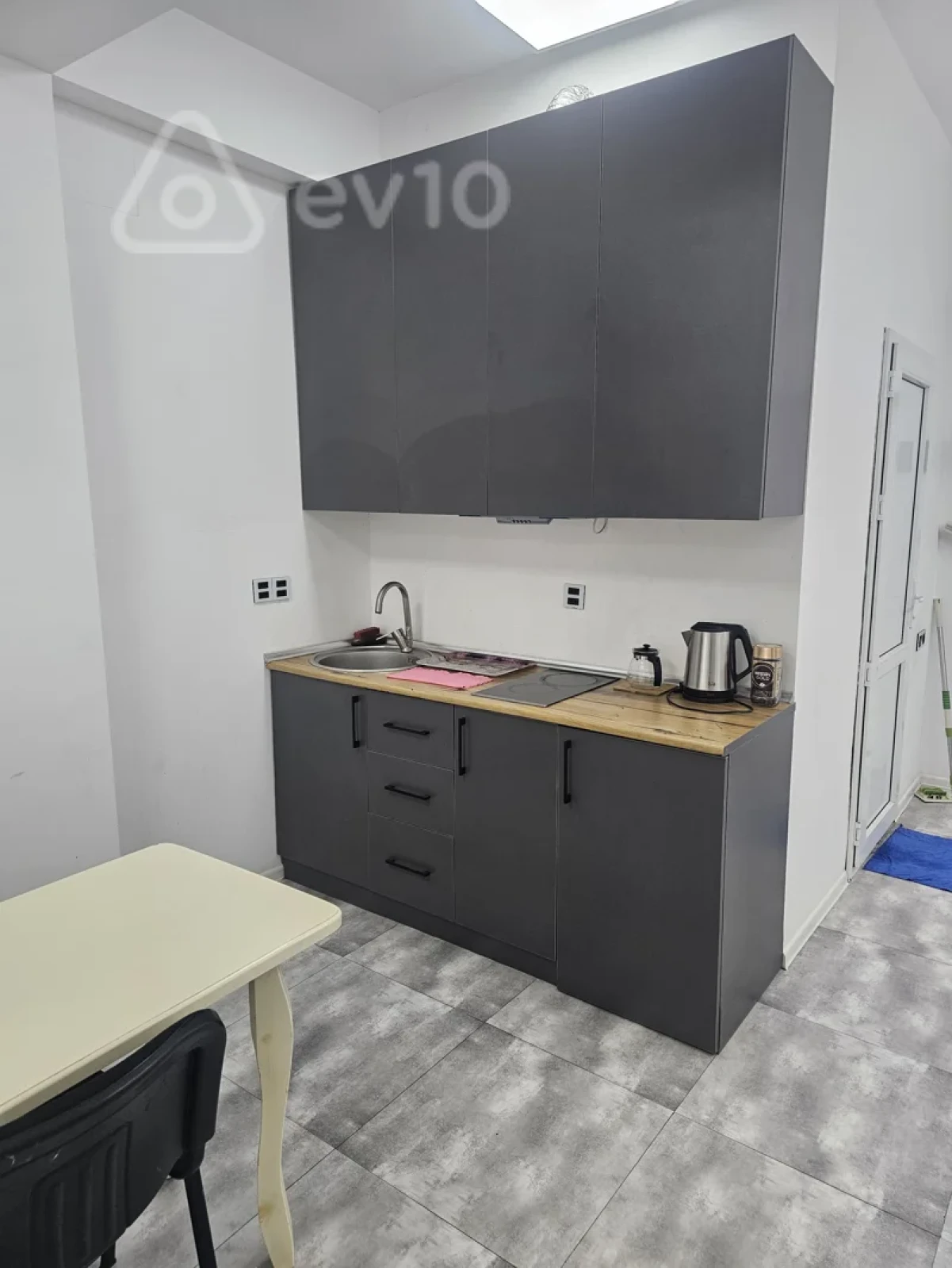 Kirayə verilir 1 otaqlı yeni tikili 36 m²