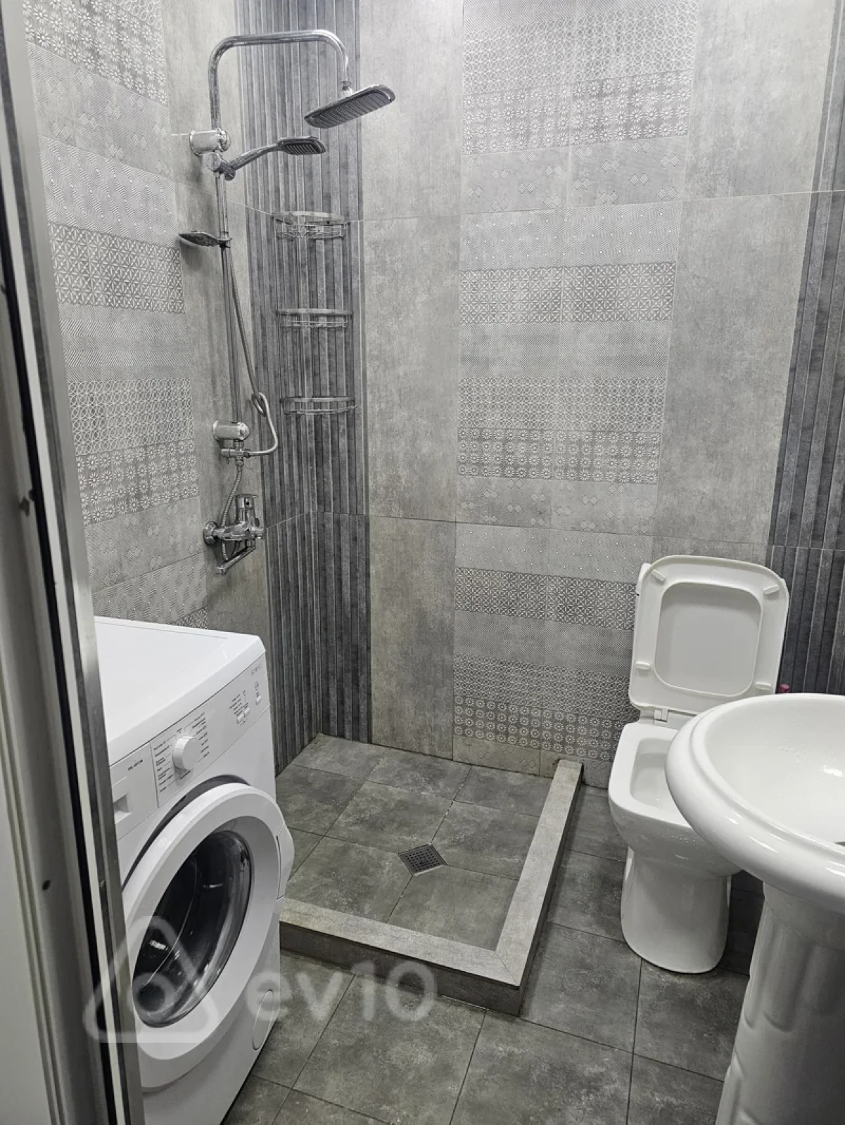 Kirayə verilir 1 otaqlı yeni tikili 36 m²