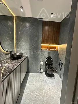 Kirayə verilir 2 otaqlı yeni tikili 80 m²
