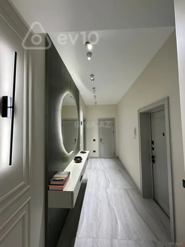 Kirayə verilir 2 otaqlı yeni tikili 80 m²
