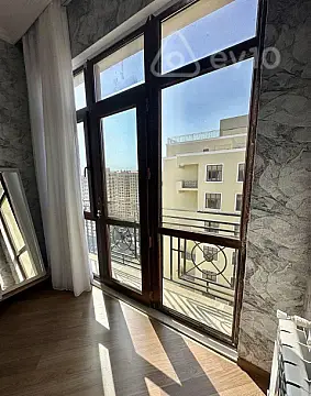 Kirayə verilir 3 otaqlı yeni tikili 130 m²